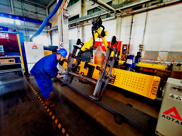 1668493873615376.jpg ͼһ.jpg