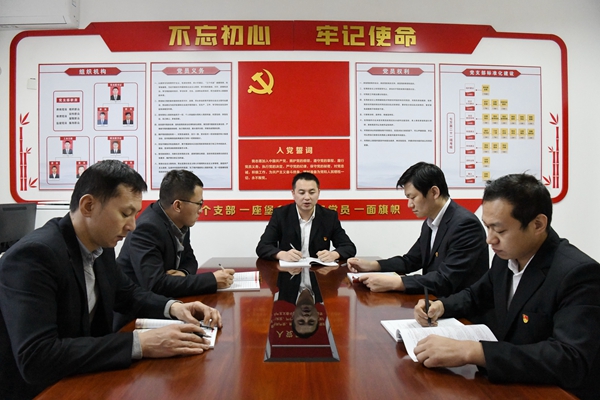 1681806582185615.jpg 1_¸±±¾.jpg