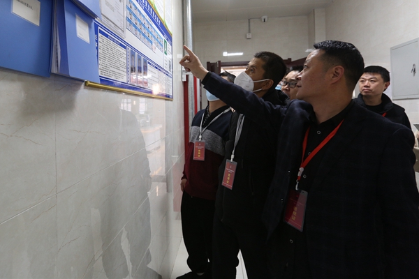 1683707289764631.jpg Ö°¹¤´ú±íѲÊÓ_¸±±¾.jpg