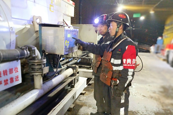 1687227339904580.jpg ¼¯ÖÐÉϸڲéÒþ»¼_¸±±¾.jpg