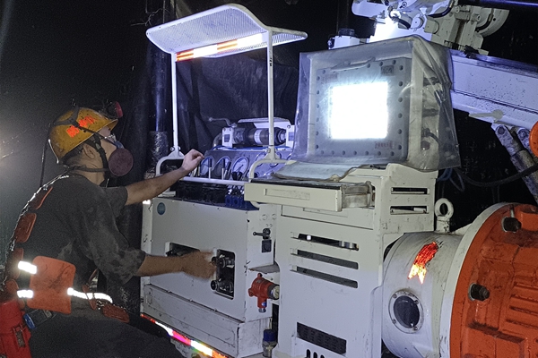 1687676526193019.jpg 1¾®ÏÂѹÁÑ_¸±±¾.jpg