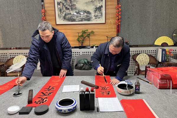 1706775030188436.jpg 配图_副本.jpg