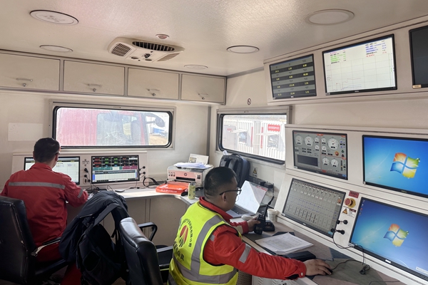 1709282813121367.jpg Ê©¹¤ÏÖ³¡ÕÕÆ¬_¸±±¾.jpg