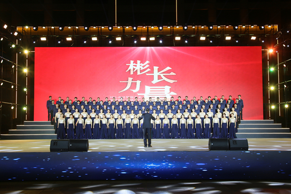 1714119451130901.jpg 2¡ª¡ªÒÕÊõµãÁÁÓÅÃÀÉúÑÄ_¸±±¾.jpg