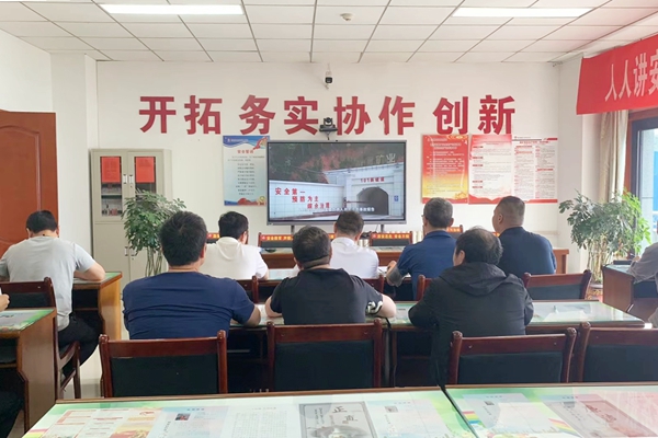 1 ԢĿ��ʾ����Ƭ_����.jpg