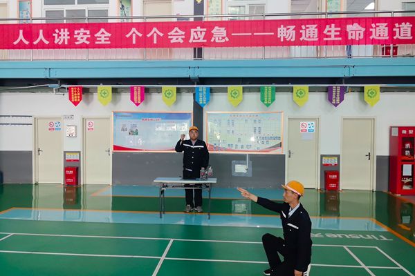 1719478488949226.jpg 机修车间一次出乘作业手指口述演练_副本.jpg