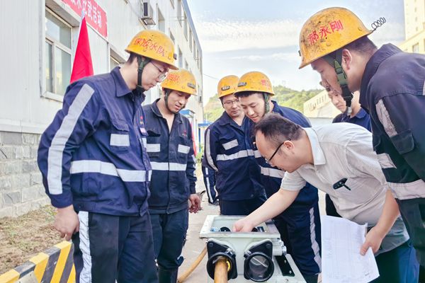 3 ���ս���_����.jpg