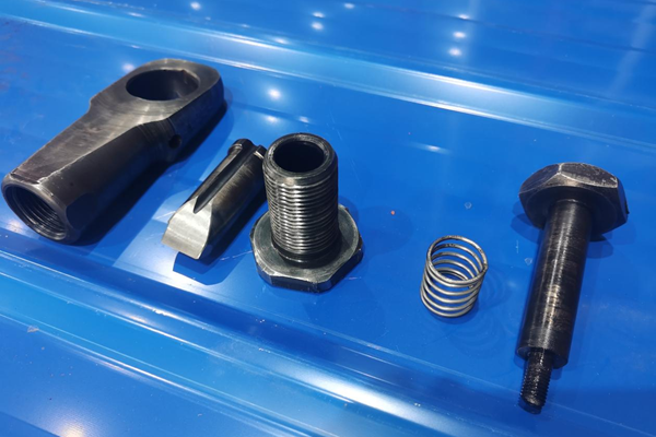 1726018490886480.png 螺栓破拆器2_副本.png