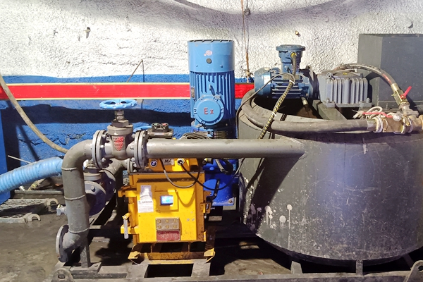 1728025738157091.jpg 2.压裂泵组_副本_副本.jpg