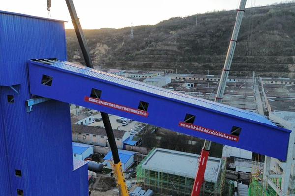 1732850115154270.png 吊装现场 (1)_副本.png