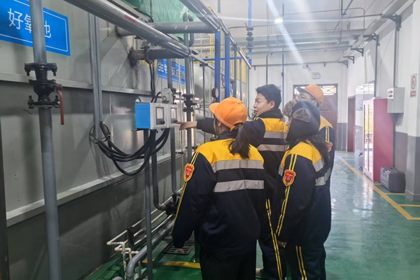 1739779954975772.jpg ÏÖ³¡½â˵_¸±±¾.jpg