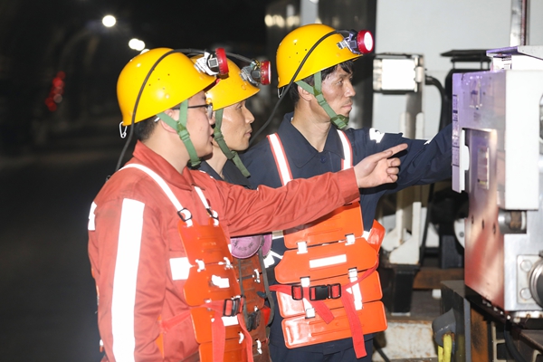 1747626713158959.jpg 1_¸±±¾.jpg