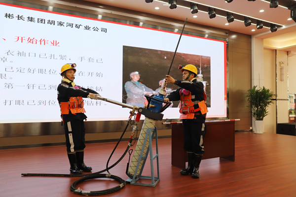 1747988251126039.png µÚ¶þ¶Îºó_¸±±¾.png