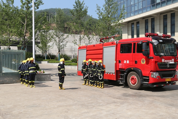 1751272864122914.jpg 225A8840_¸±±¾.jpg