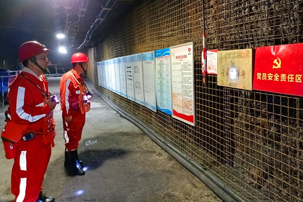 1751945302549003.jpg 2_¸±±¾.jpg