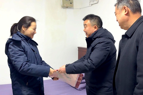 2.����ο�����⵳Ա_����.jpg